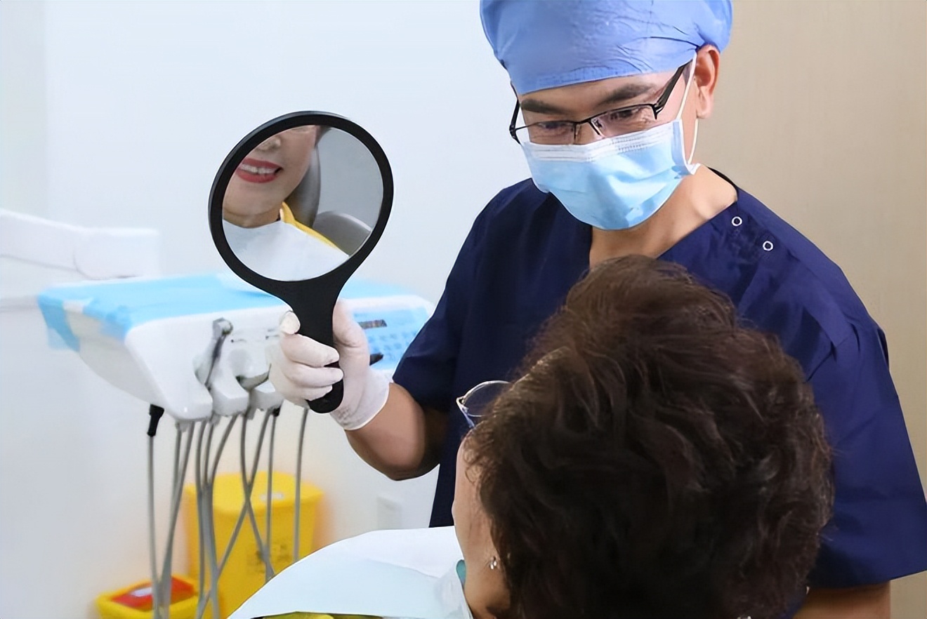 60岁牙齿松动最佳补救方法,年轻人牙齿松动脱落怎么办