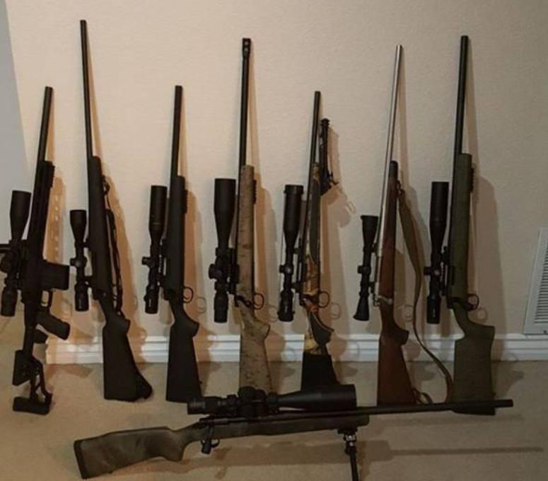 美2岁儿童玩枪打死母亲,外国两岁小孩开枪打死母亲