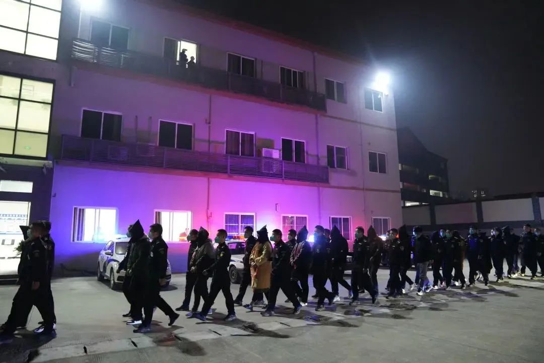 鐟跺尰璇堥獥鍥紮,鐟跺尰楠楀眬鏂伴椈