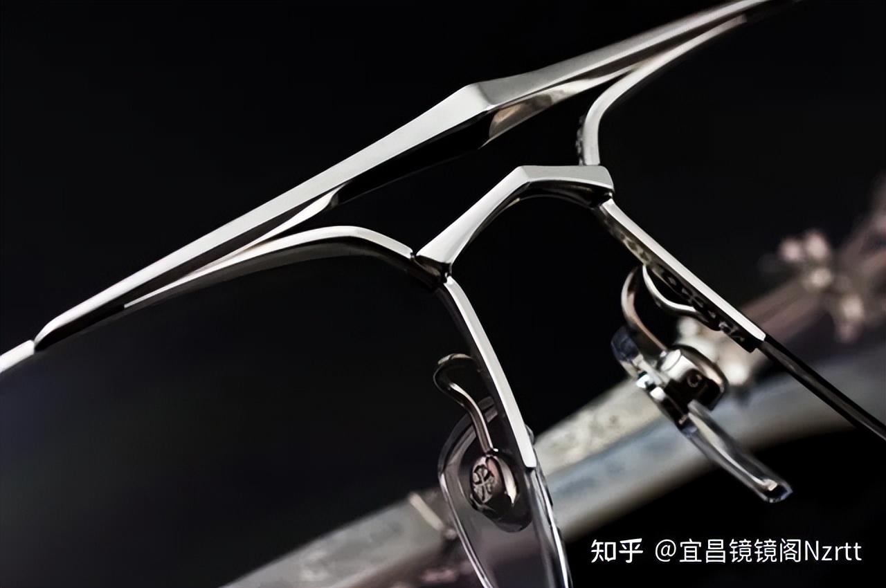 Arossvy眼镜—精雕细琢的日本银饰之王