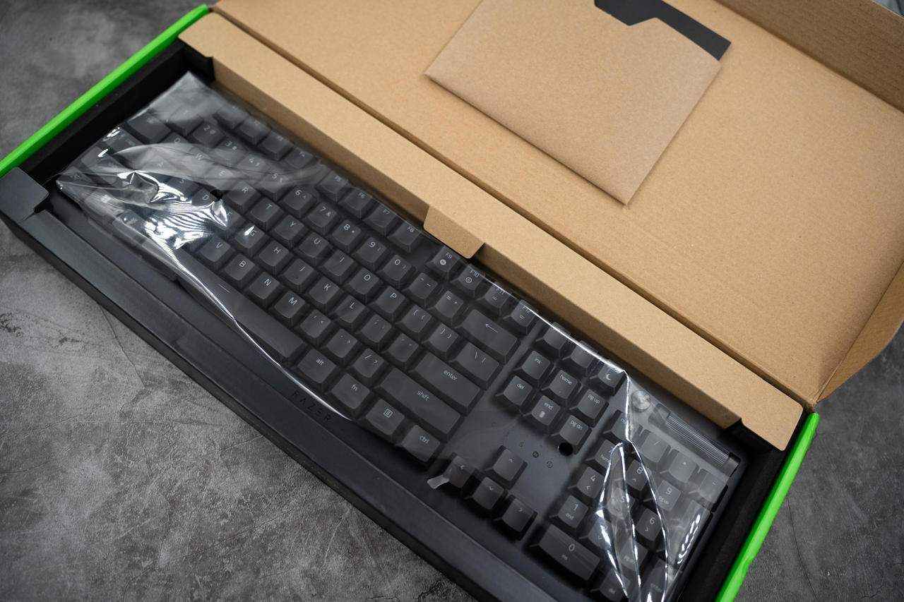 雷蛇噬魂金蝎v2pro线性光学轴,雷蛇噬魂金蝎智能版