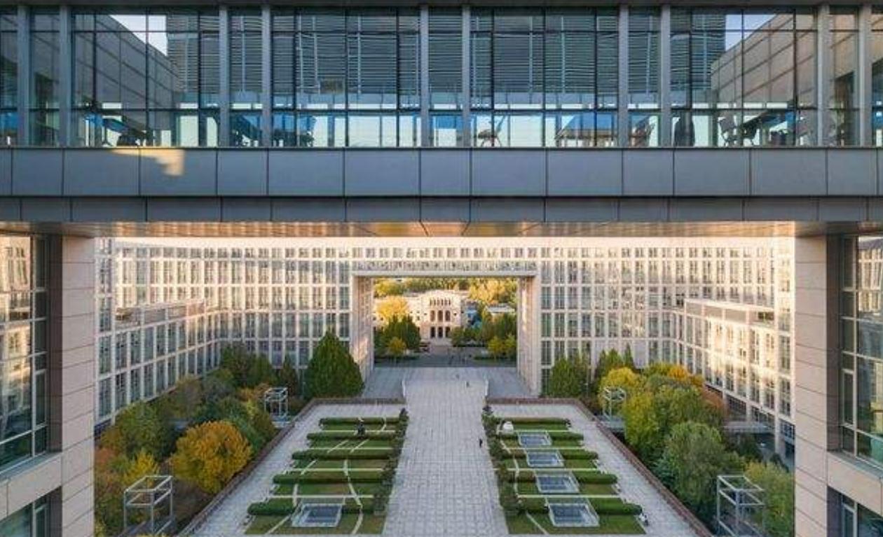 周浩北大退学现在如何,周浩离开北大去三技校有什么看法