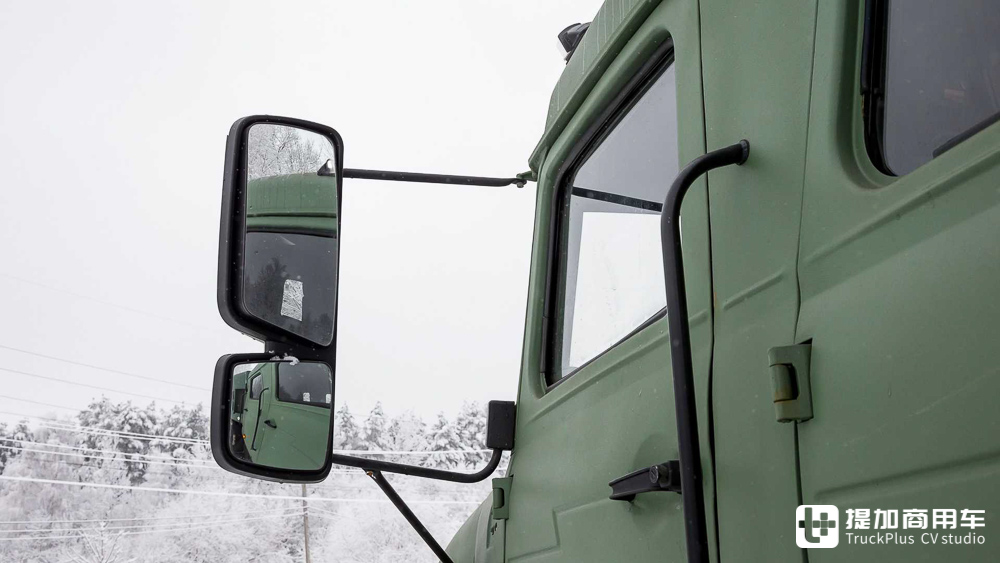 乌拉尔4320军用卡车穿越西伯利亚,遥控乌拉尔4320型6x6越野卡车