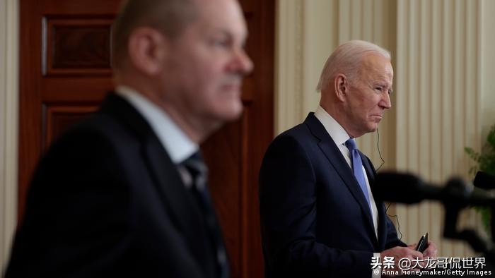 德国人间清醒不装了，继续用俄能源，普京笑了，美沦为孤家寡人