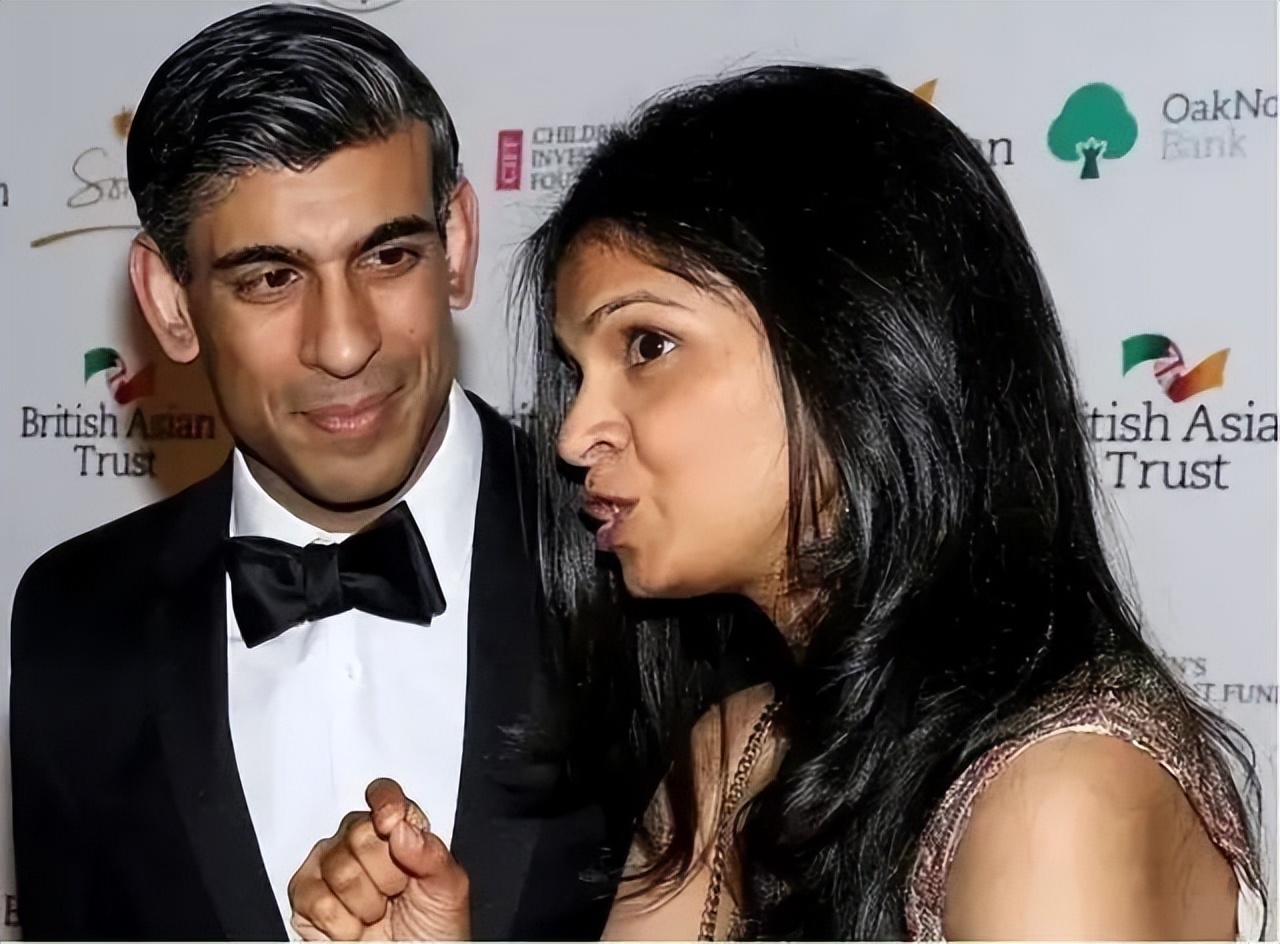 鑻卞浗棣栫浉鍗板害棣栧瘜濂冲┛,鑻卞浗棣栫浉鍗板害濂冲┛