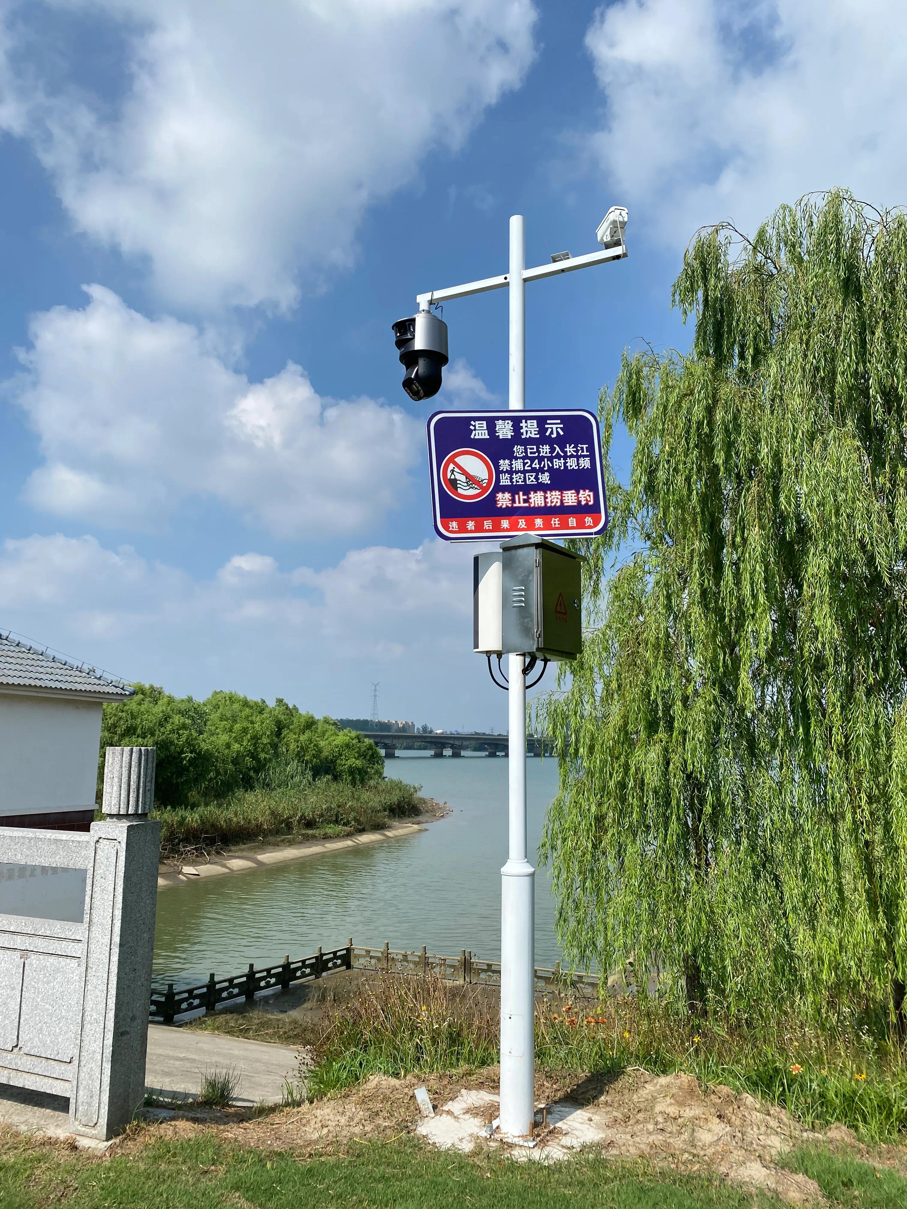 钃濆ぉ鐧戒簯鏌虫爲妗冭姳灏忔ˉ娴佹按,钃濆ぉ鐧戒簯缁挎爲寰闃冲厜鏄庡獨