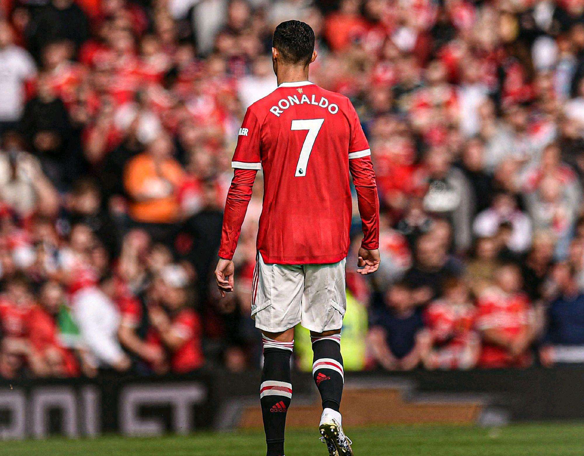 足球新闻c罗最新消息,c罗最新足球消息