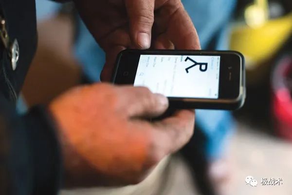 放牛的探员？《黄石》中的执法力量丨武装