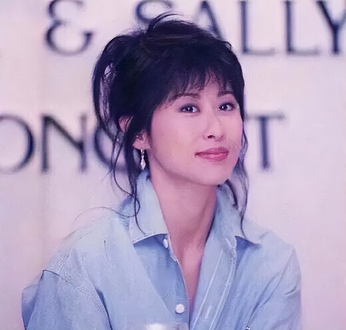 坚决不动刀不整容，年过60岁依然优雅美丽的女星，我只服这10位