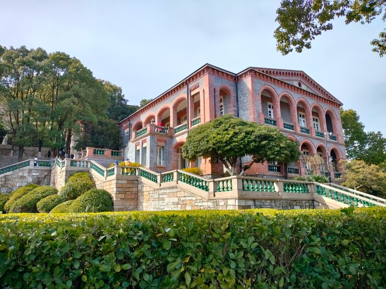 镇江金山风景区里面景点大全,镇江春节期间有哪些免费景点