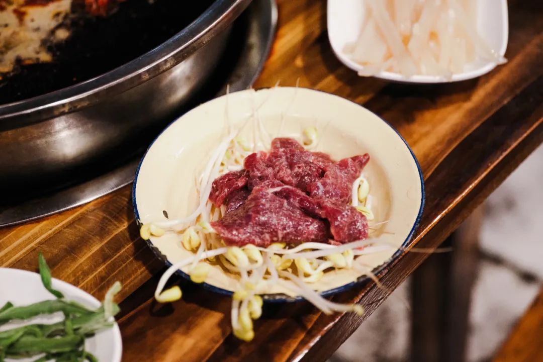 去成都必打卡的8家地道馆子,成都本地人必吃十大馆子排名