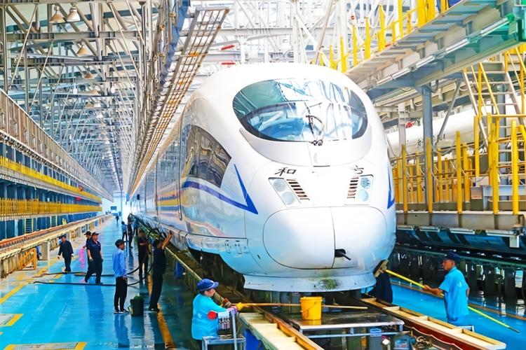 为什么现在的高铁变少了,为什么高铁老是调整