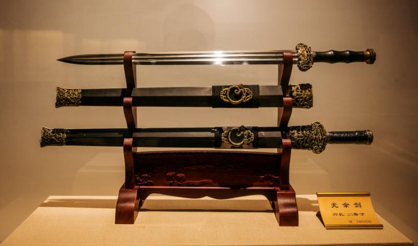 古法锻制的龙泉宝剑,龙泉宝剑锻剑技艺