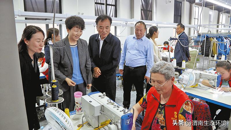 传播生态文明理念共护渭南碧水蓝天——全市生态环境系统开展生态环保知识“六进”宣传活动掠影