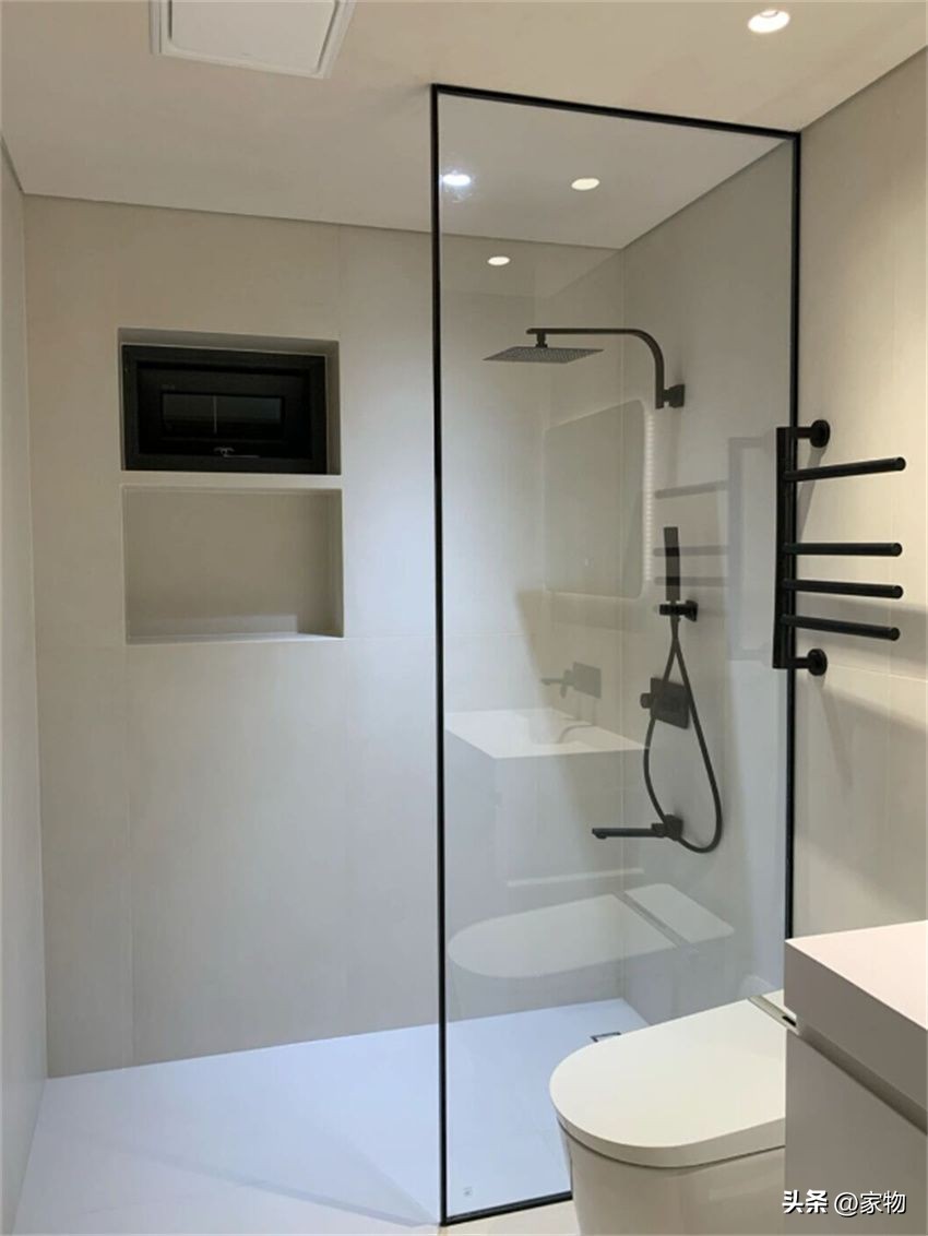 一字型无挡水条下沉淋浴房,头一次见下沉式浴缸