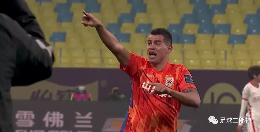 三冠王第一名是谁,中超三冠军队