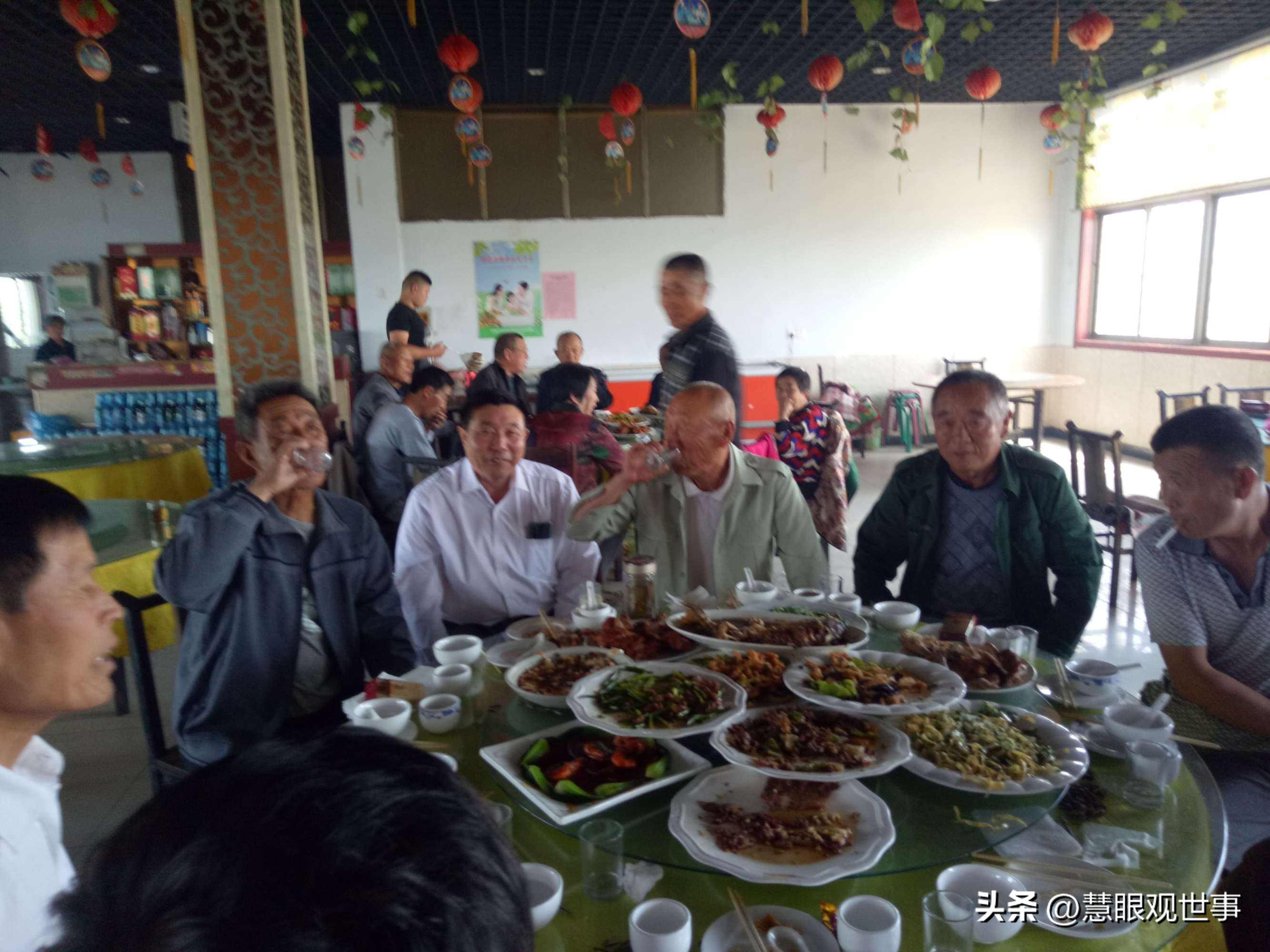 侯海洋和吕明的爱情,侯海洋初恋