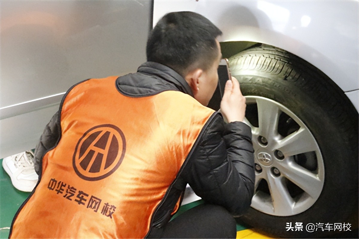 汽车维修工职业证书在哪里报名,汽车维修工职业资格证书报考流程