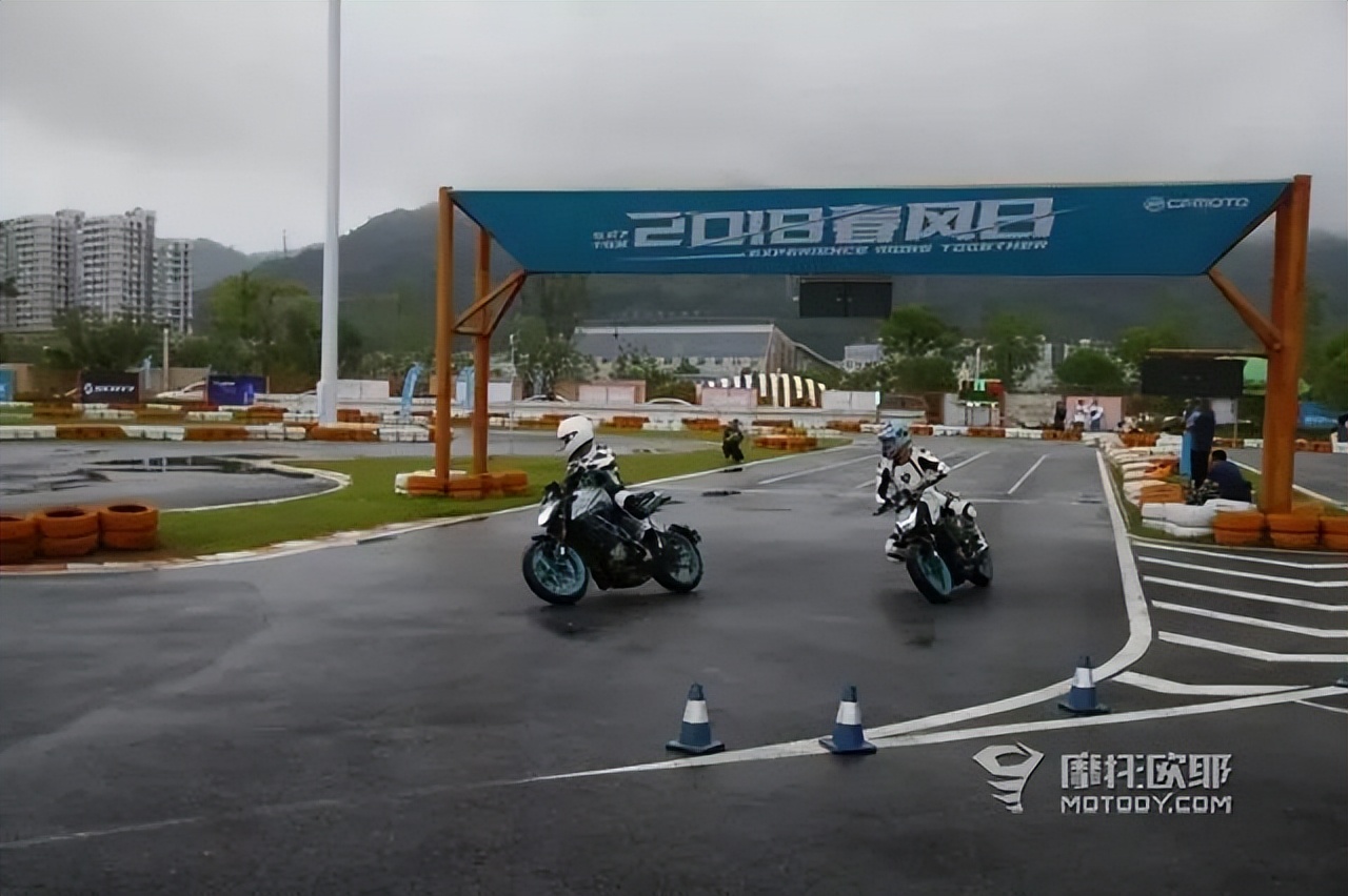 250nk春风最新款,三万公里的春风250nk还值得入手吗