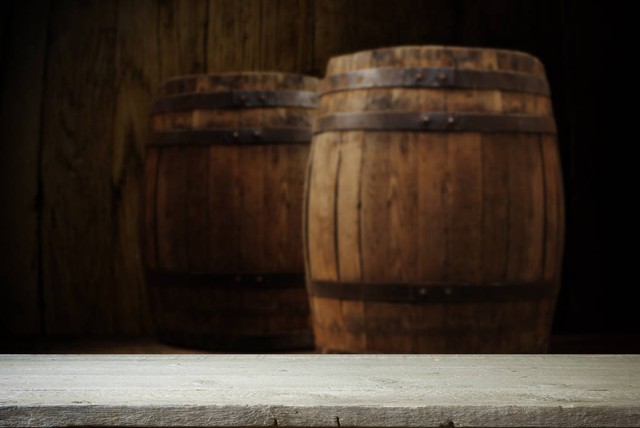 葡萄酒桶是用什么木质制成的,14世纪葡萄牙