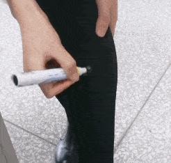 坐高铁遇到旁边老阿姨脱鞋,坐高铁遇到旁边阿姨脱鞋