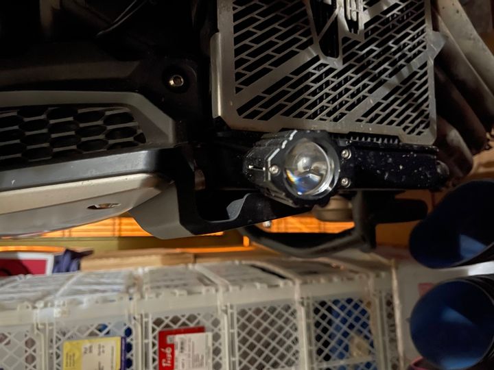 本田CB650R卡西堤外挂雾灯开箱安装