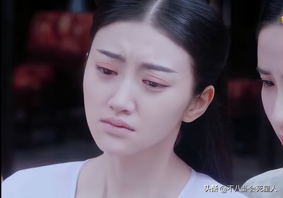 景甜双眼皮调整前后,明星自曝医美