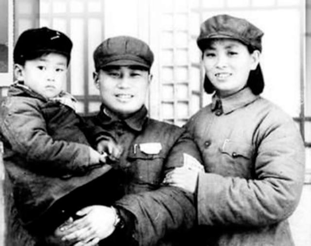 1999年北约轰炸南联盟视频,1992年北约轰炸南联盟事件