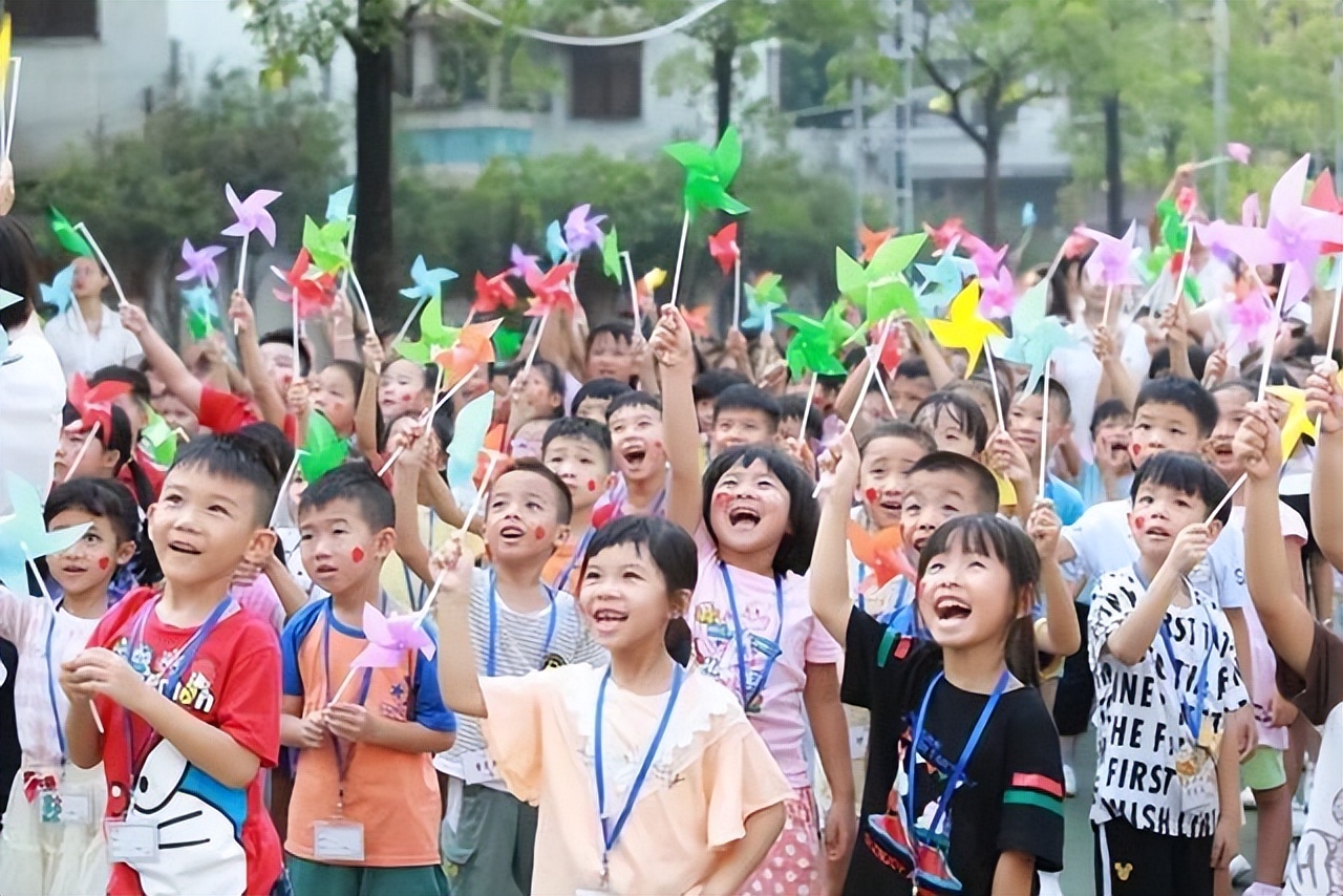 最难入学年,最难入学年多地发布小学学位预警