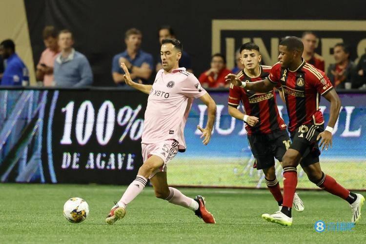 格局！布斯克茨谈银河球员染红：他也许不该吃牌，那下接触很小