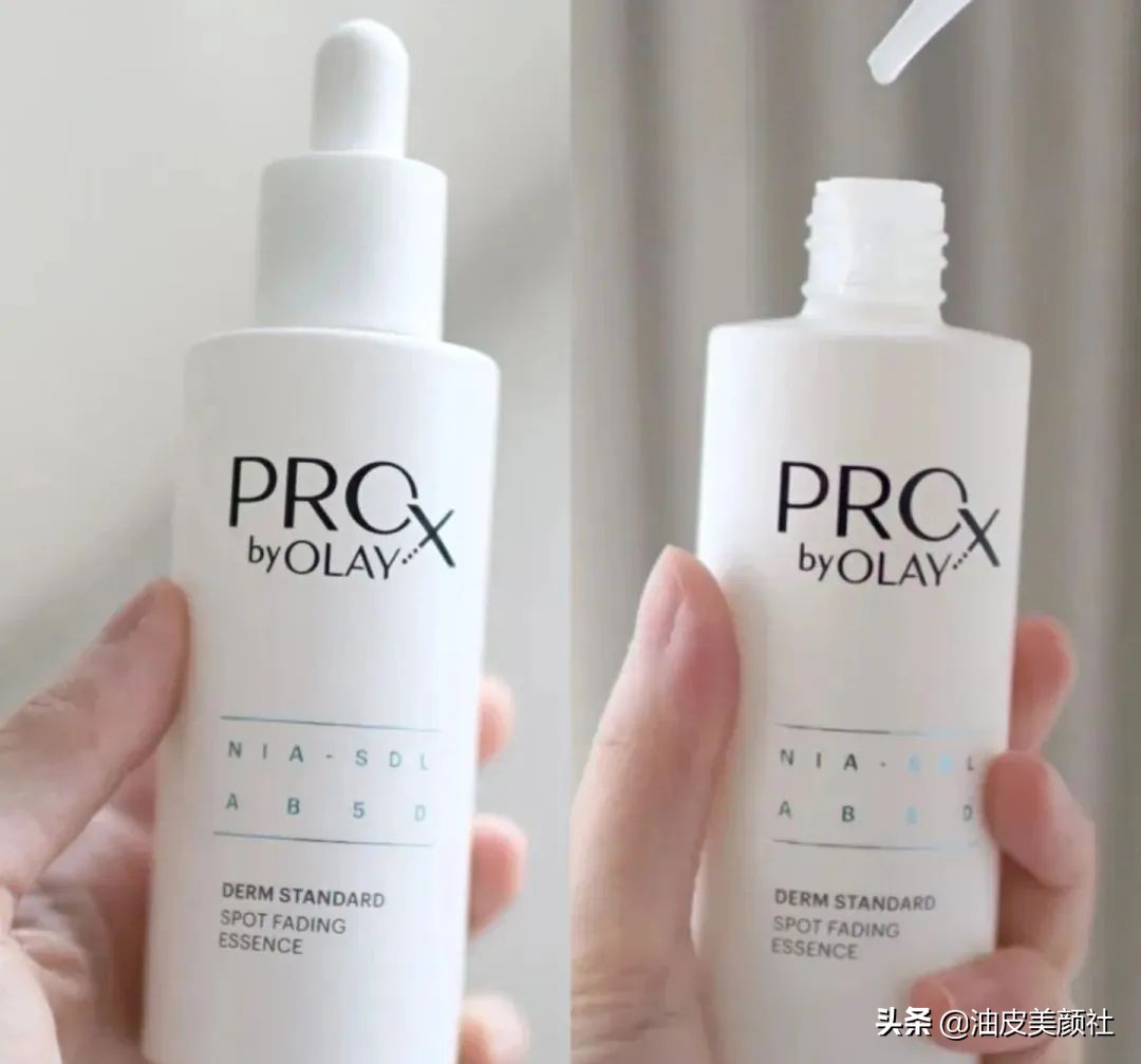 小灯泡美白精华厚重,美白精华瓶好物推荐