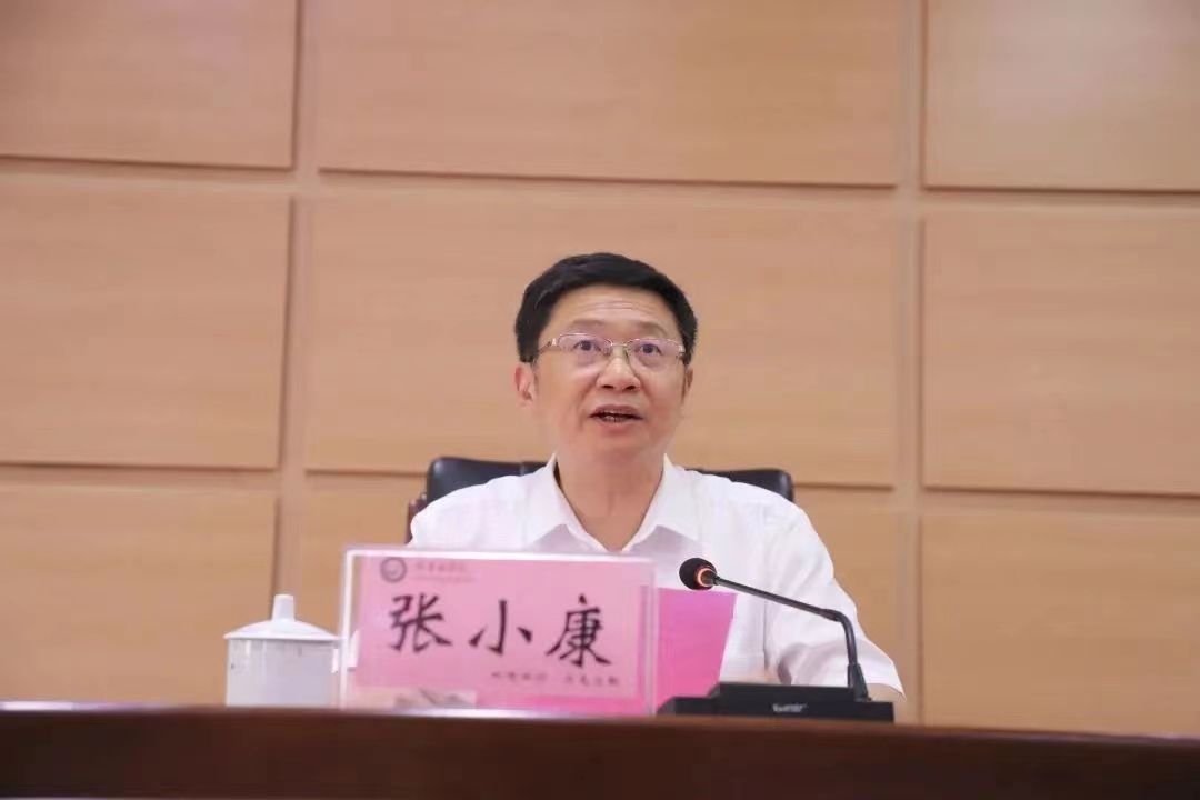 江西两所高校迎来新书记，2人履历丰富，其中1人曾担任过外科医师