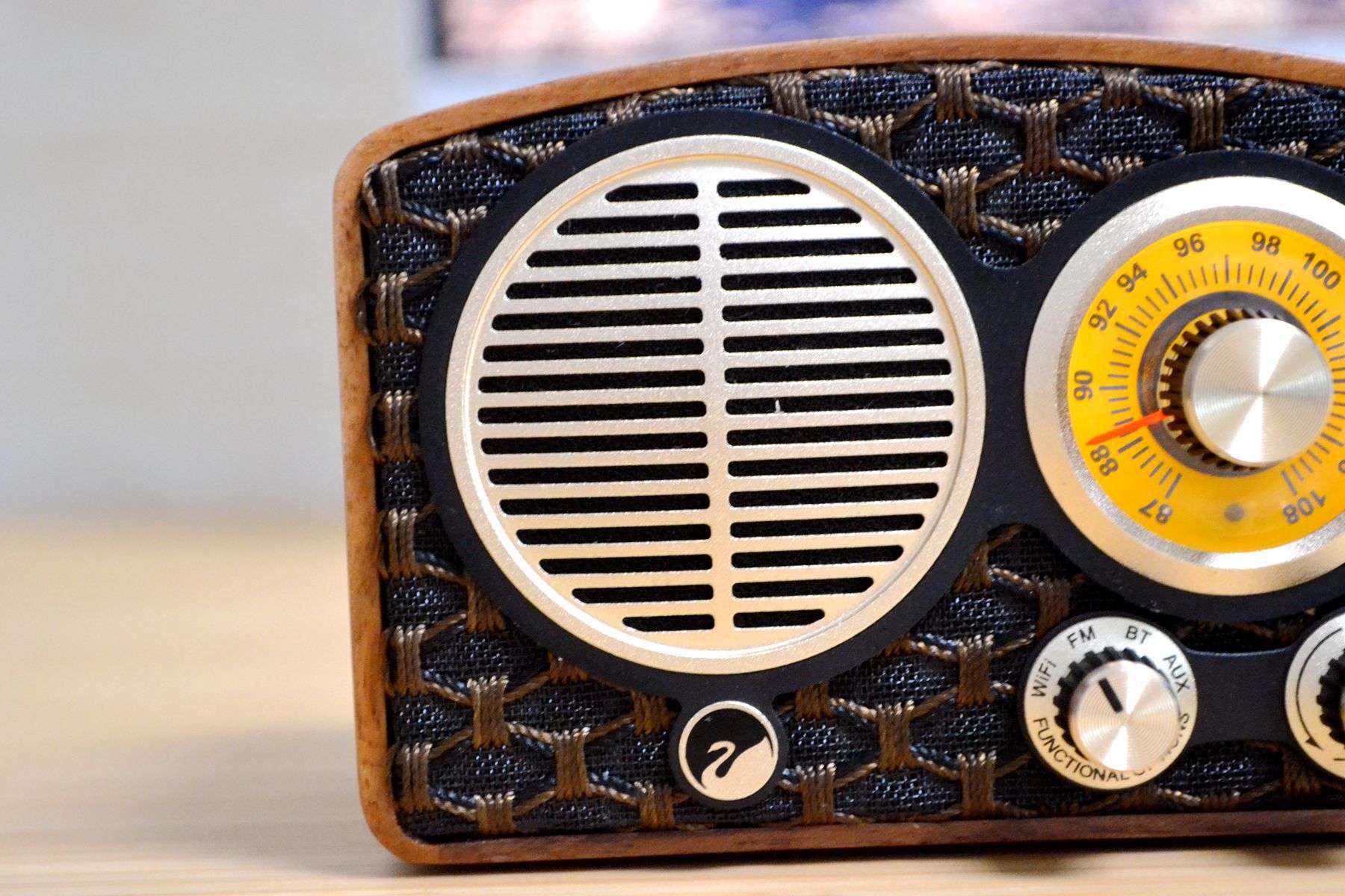 不愧是惠威！主打便携的小音箱，音质依然出众，惠威MT1-Mini试听