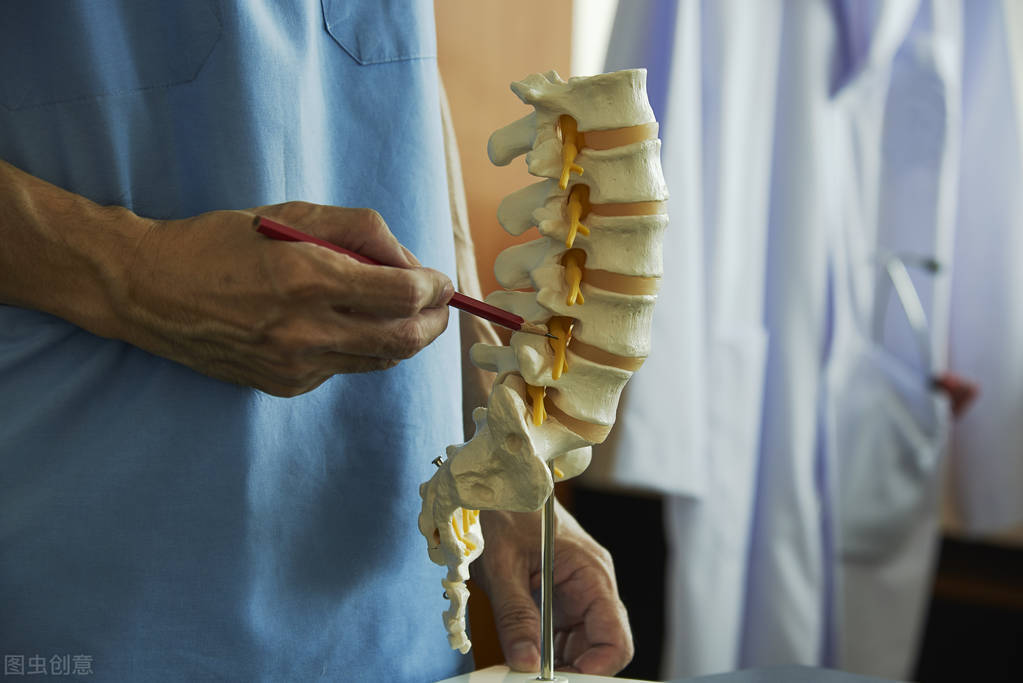 腰突引起大髋关节疼如何治疗,腰痛有哪些微创介入治疗方法