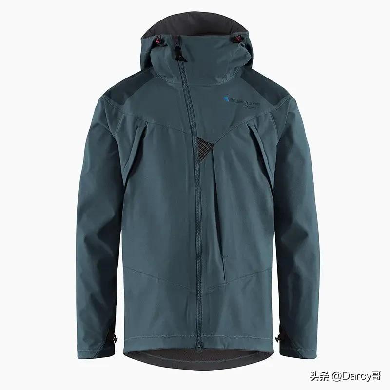 大品牌冲锋衣女款宽松,全球冲锋衣十大品牌排行