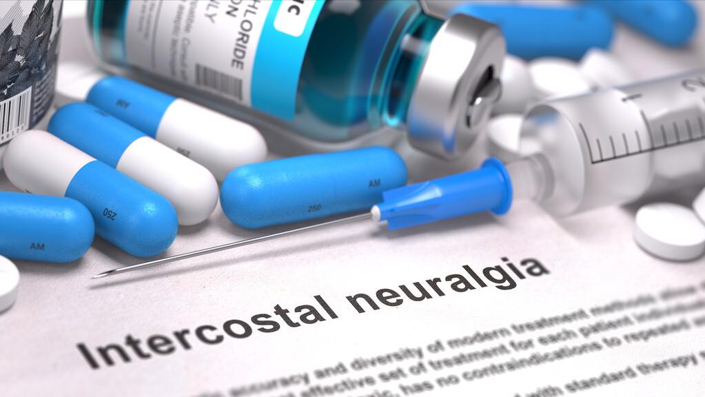 左胸口隐隐作痛一阵阵刺痛几秒,左胸老是刺痛几秒是心脏病吗