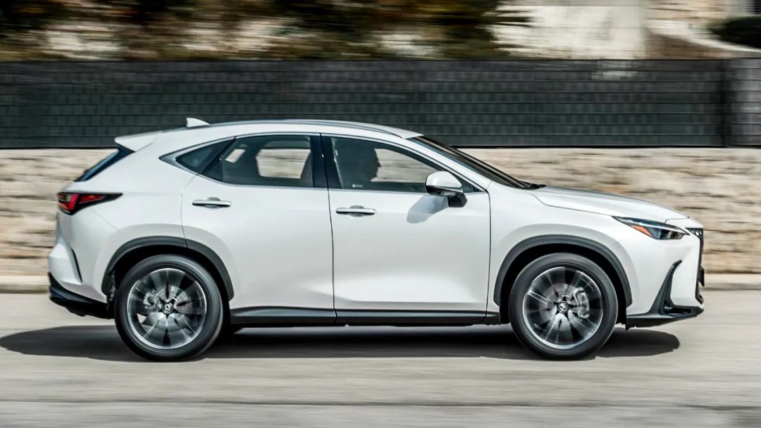 50万预算什么车保值又低调,五到十五万买这几款车就对了