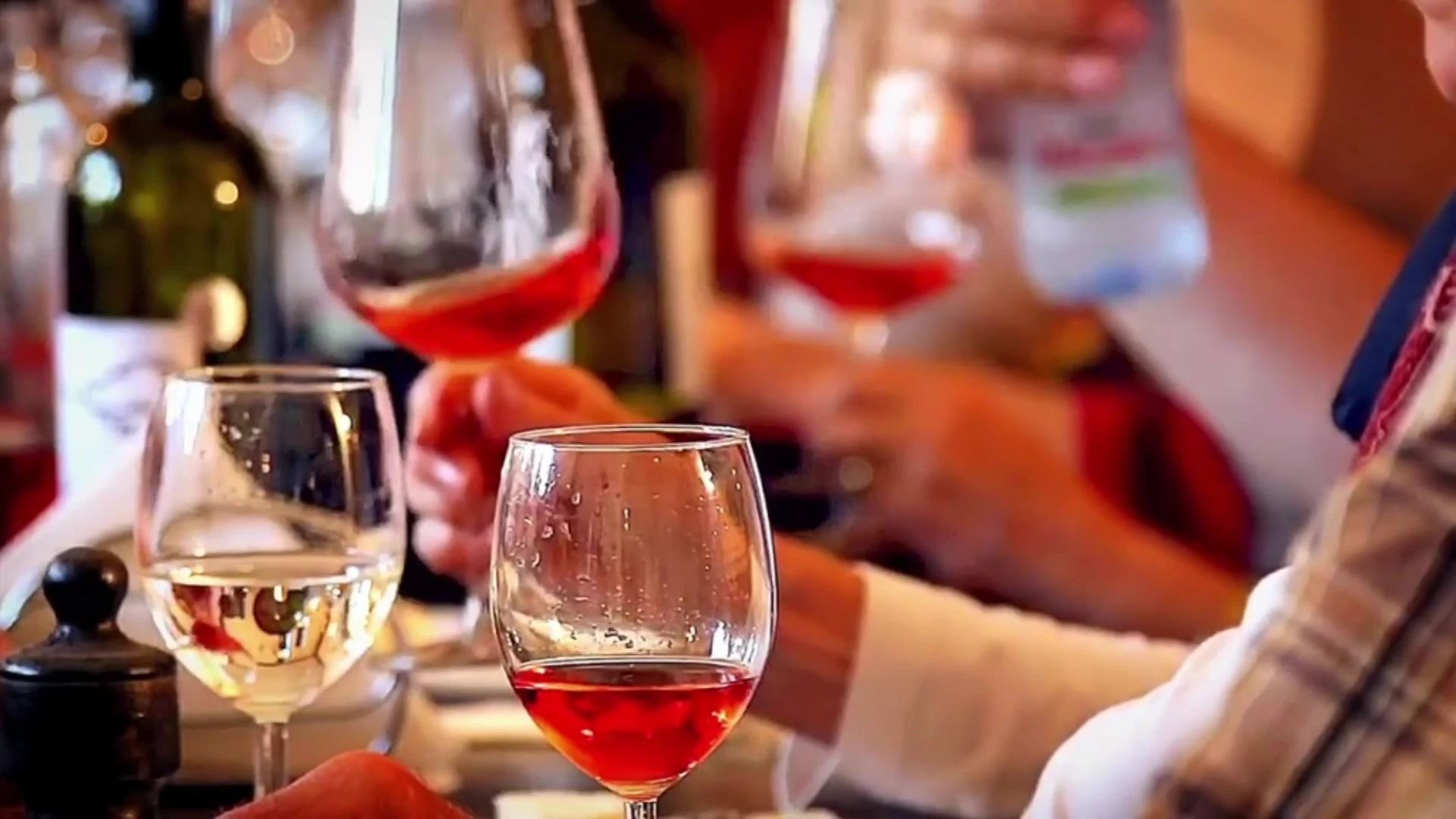 起泡葡萄酒和红酒的区别,国产葡萄酒与进口红酒的区别