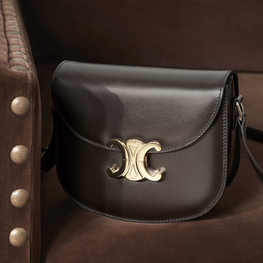 2022年年度最佳包包,2022年最流行的最简约手提包