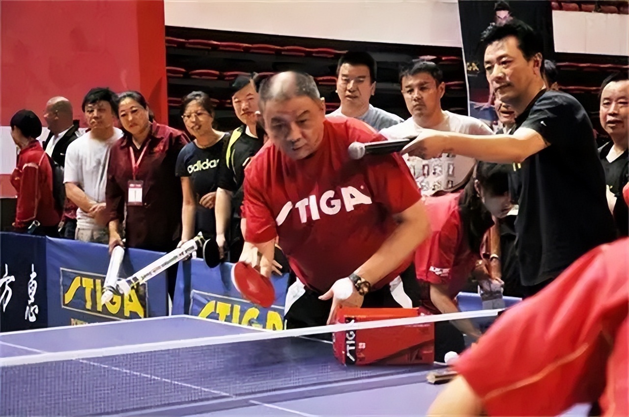 2002年釜山亚运会王楠李晓东,国乒女队主教练李晓东