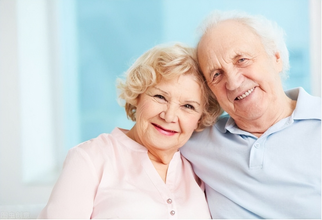 61岁老夫妻一周三次同房，干涩疼痛，用润滑液对身体有危害吗？