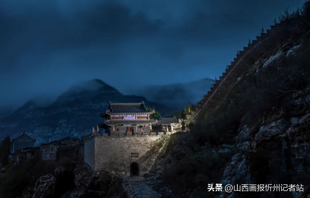 从未见过的绝美景点,长城摄影师