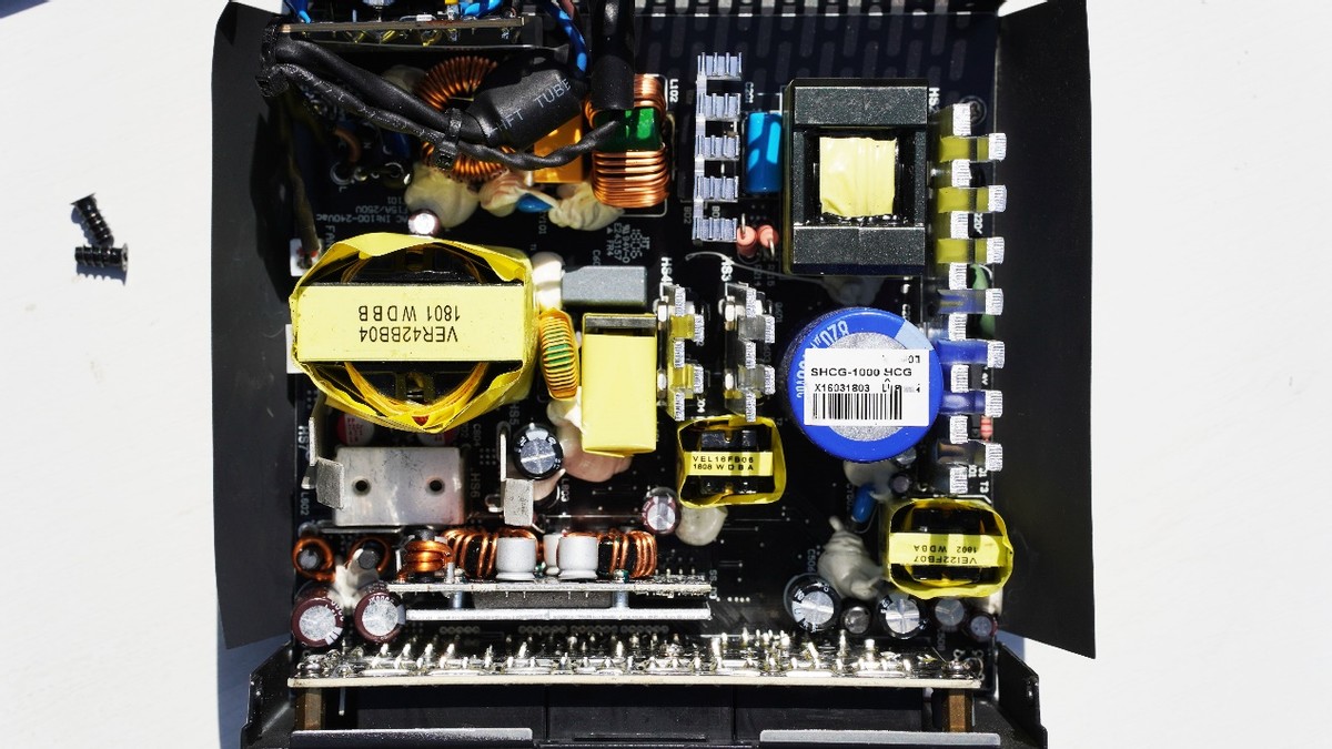 技嘉aorusgen41tb钛雕,pcie4.0固态技嘉评测