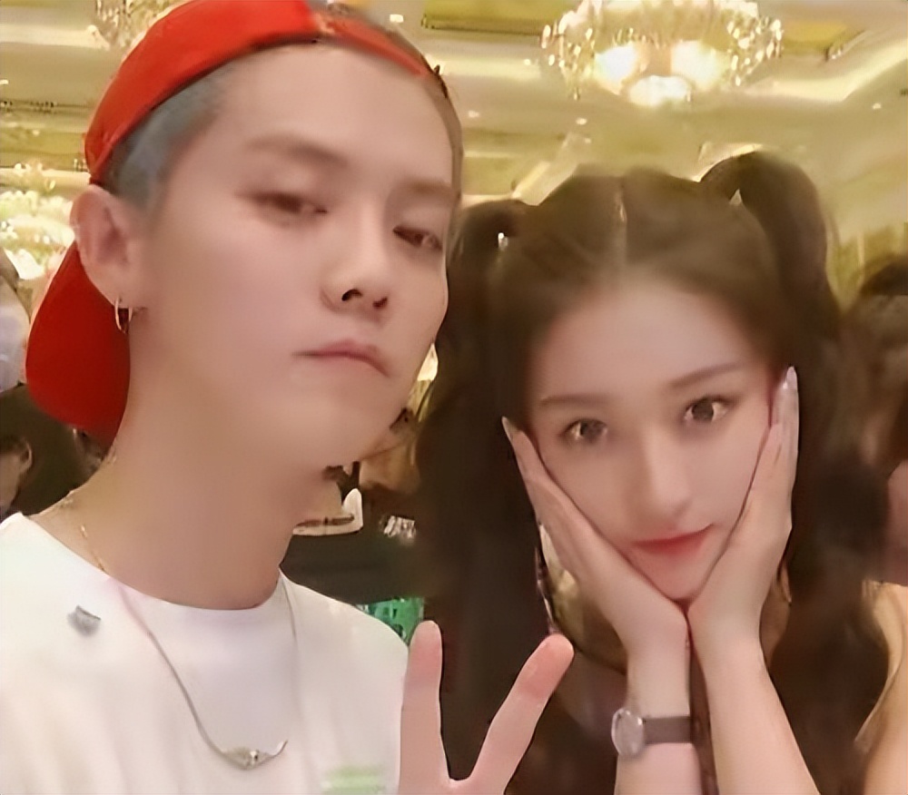 鹿晗和梅西,鹿晗有机会跟梅西C罗踢球吗