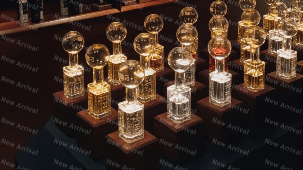 完美日记保湿面霜,完美日记养肤粉底霜新款