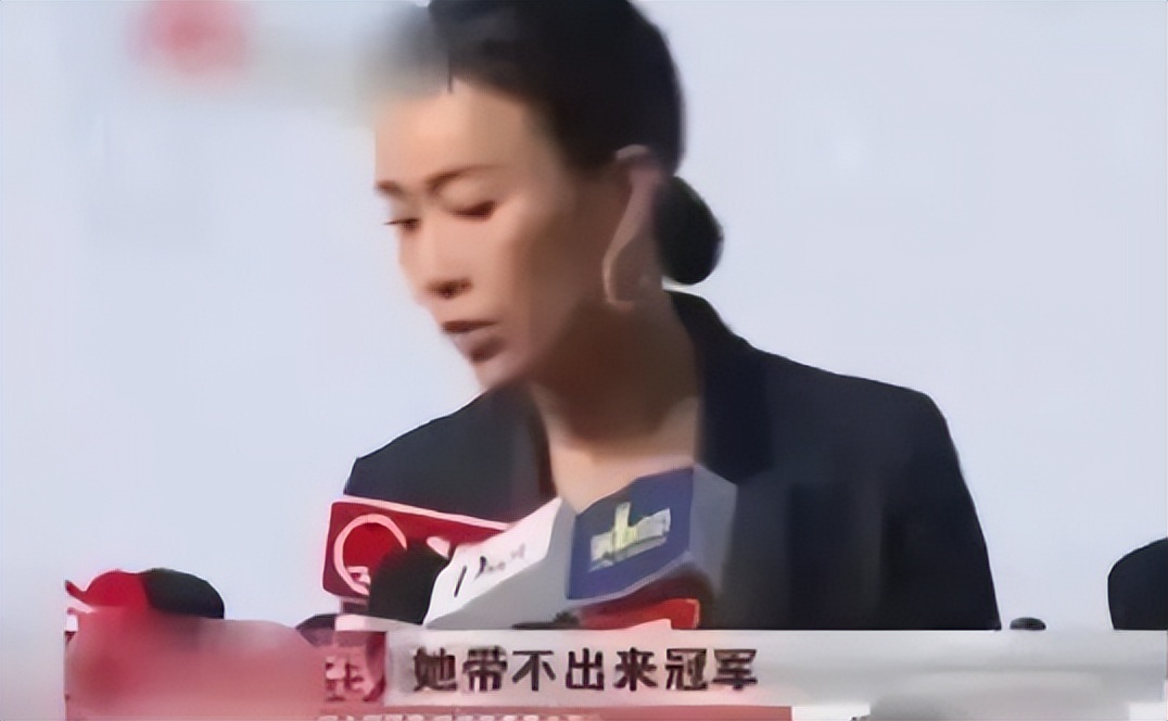 田震敢和那英比吗,田震如今如何评价那英