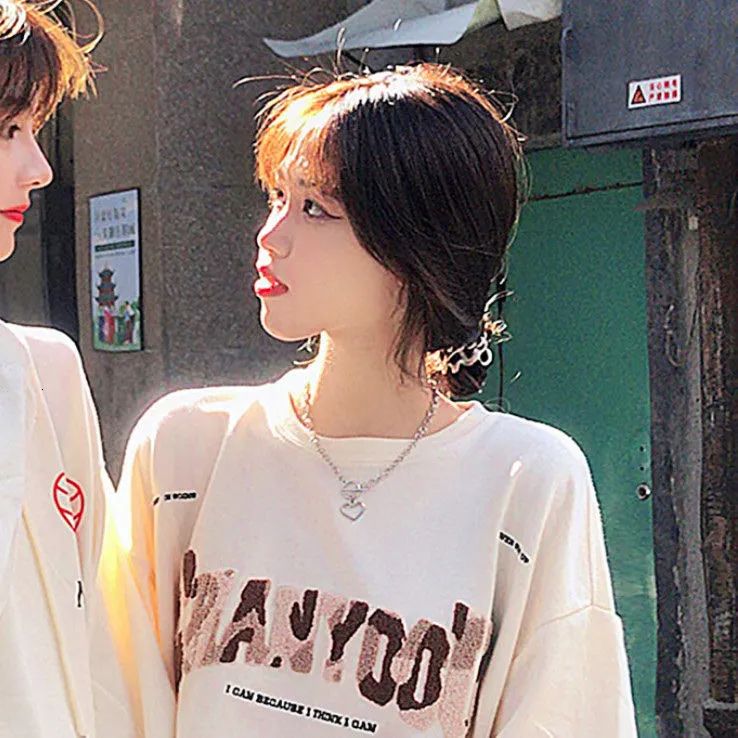 闺蜜头像一左一右真人可爱姐妹,情侣头像和闺蜜头像连在一起的