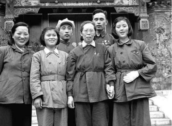 50年听到李克农支持毛岸英去朝鲜，帅孟奇非常着急：他又不会打仗