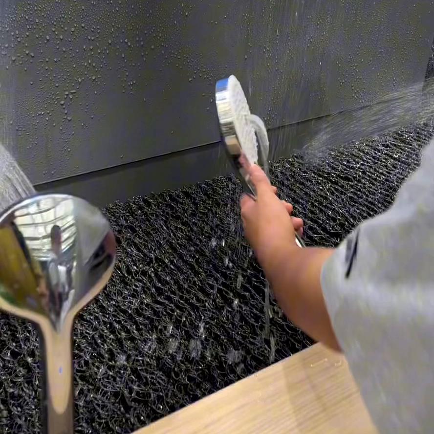 自带按摩效果的花洒大家有见过吗,自带香味花洒