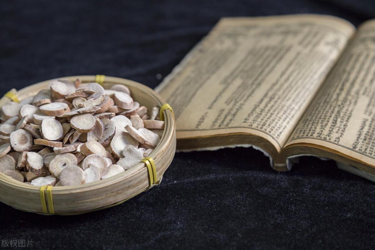 立夏后总是感觉口干舌燥，干咳少痰，三个经典名方，养肺润燥！